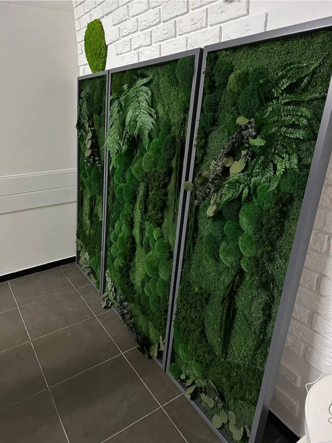 Triple Vertical Moss Wall Frame "Botanical Bliss"